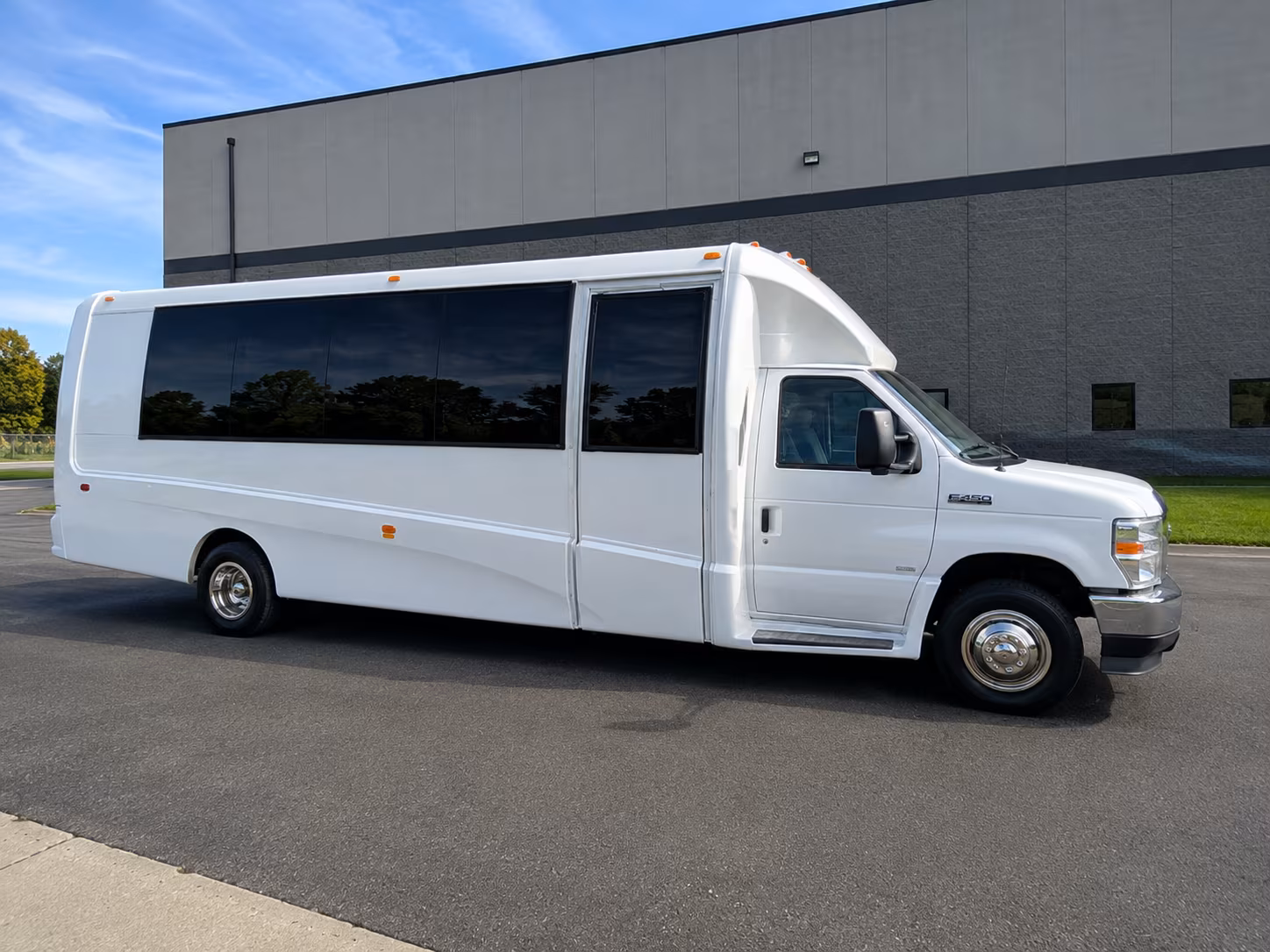 minibuses for carlsbad unified school district trips around north county