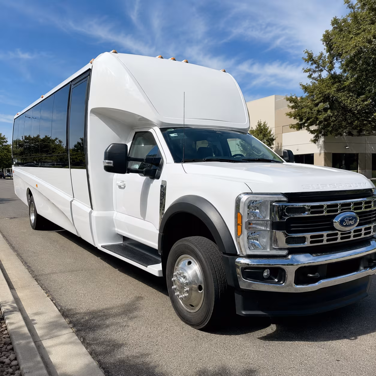 wedding and quinceanera buses for carlsbad celebrations