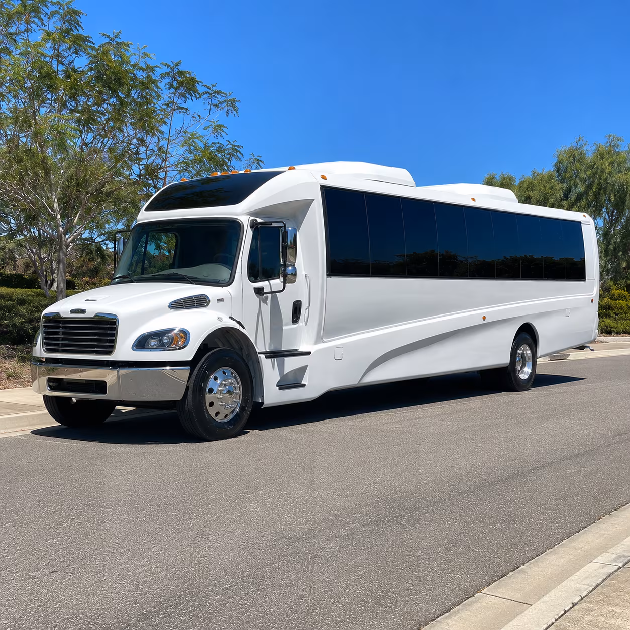 weekly worship shuttle buses for carlsbad congregations